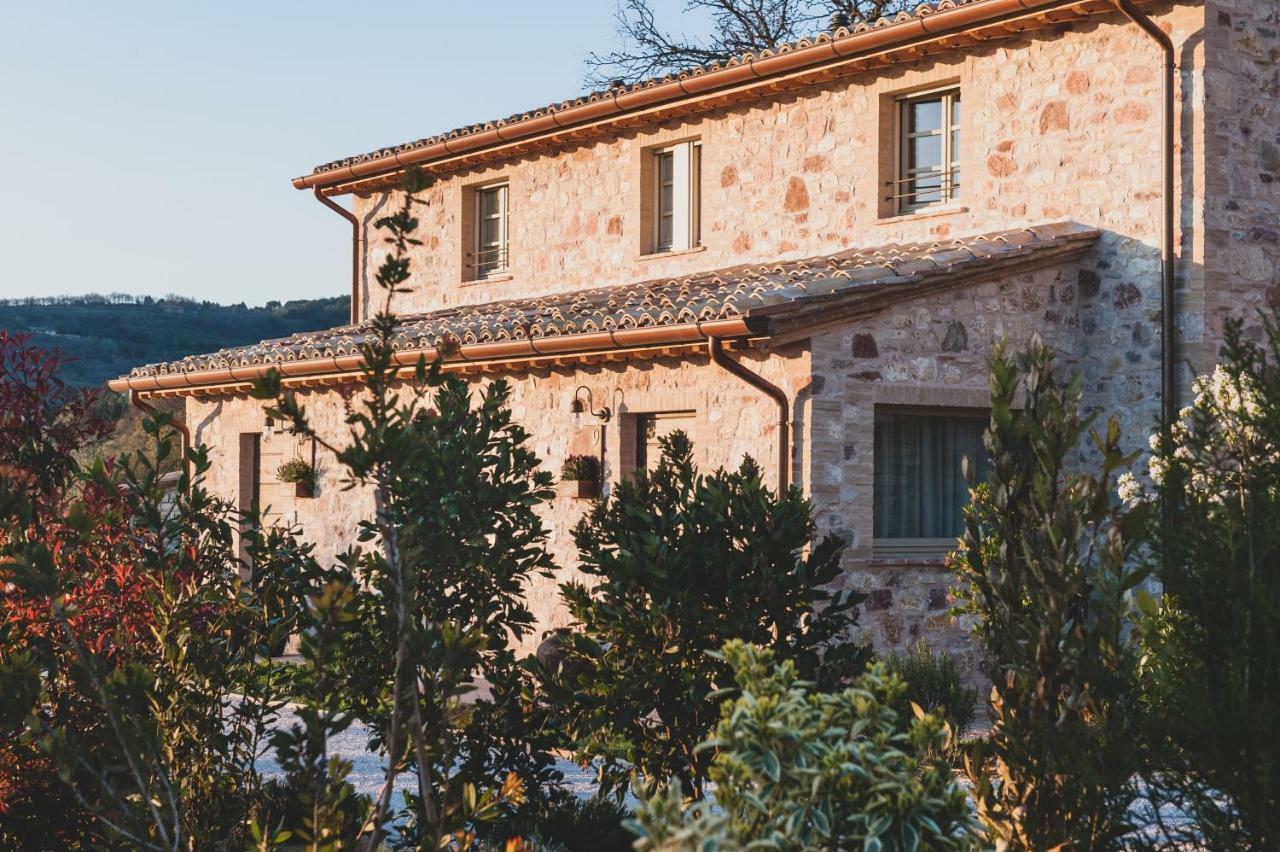 Отель Borgo Antichi Orti Ассизи Экстерьер фото